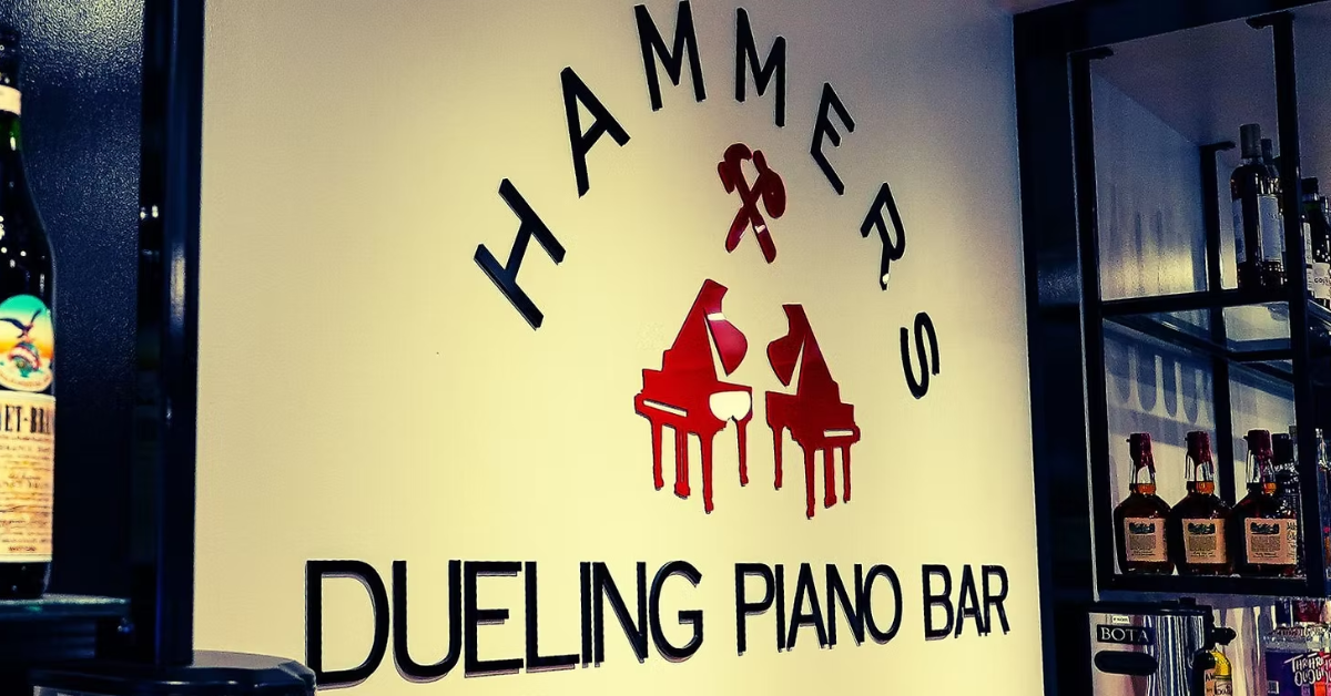 hammer dueling piano bar