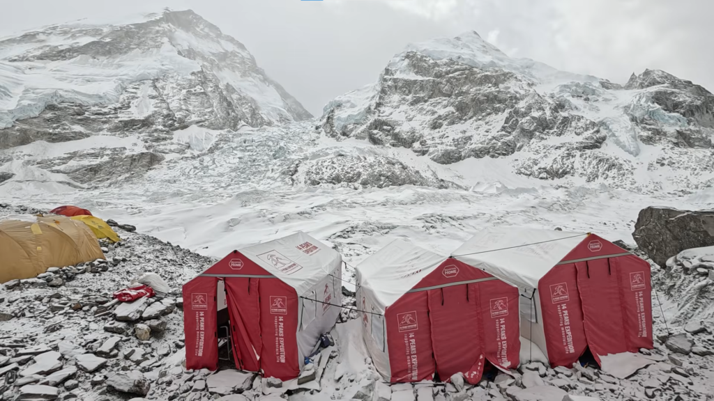 mount everest tent