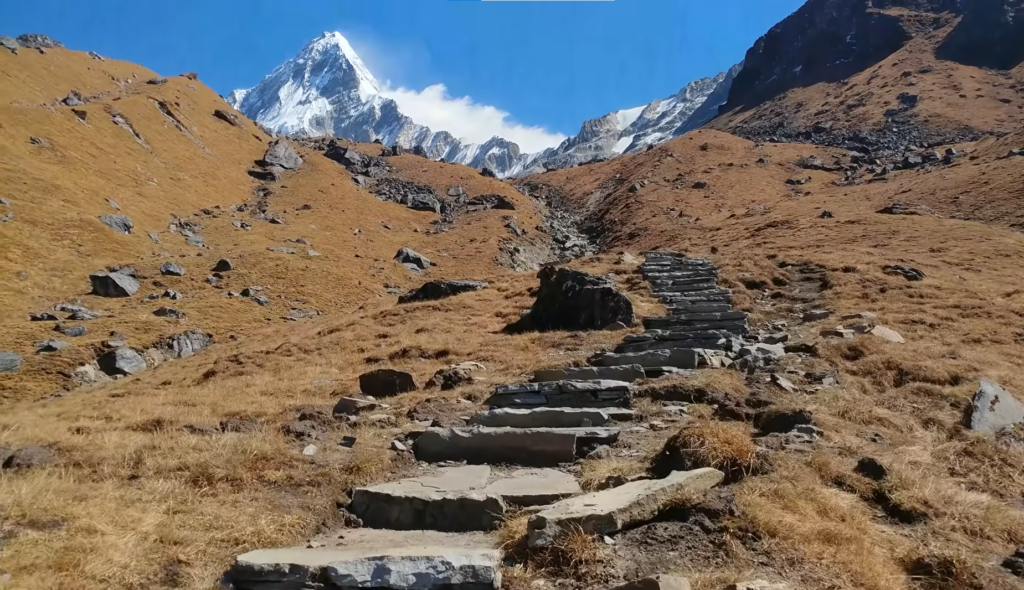 khayer and khopra ridge trekking nepal