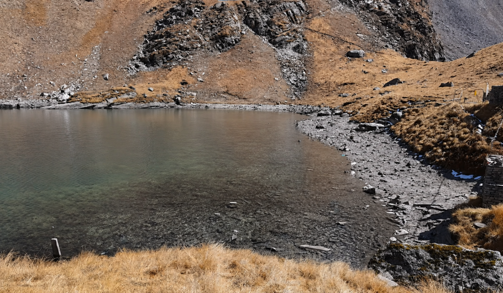 khayer lake trekking nepal