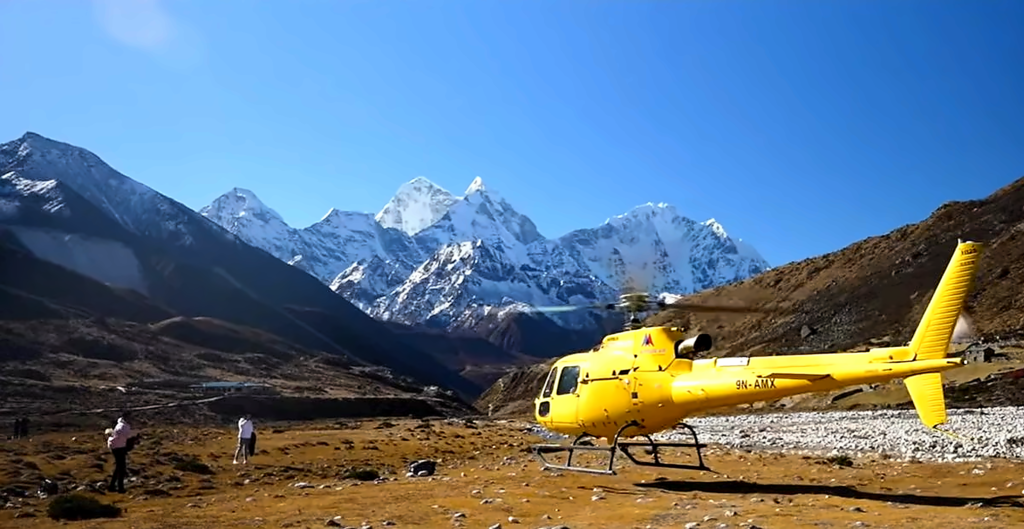 helicopter flight everest