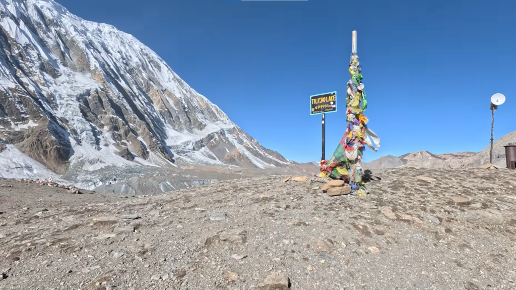 tilicho lake image