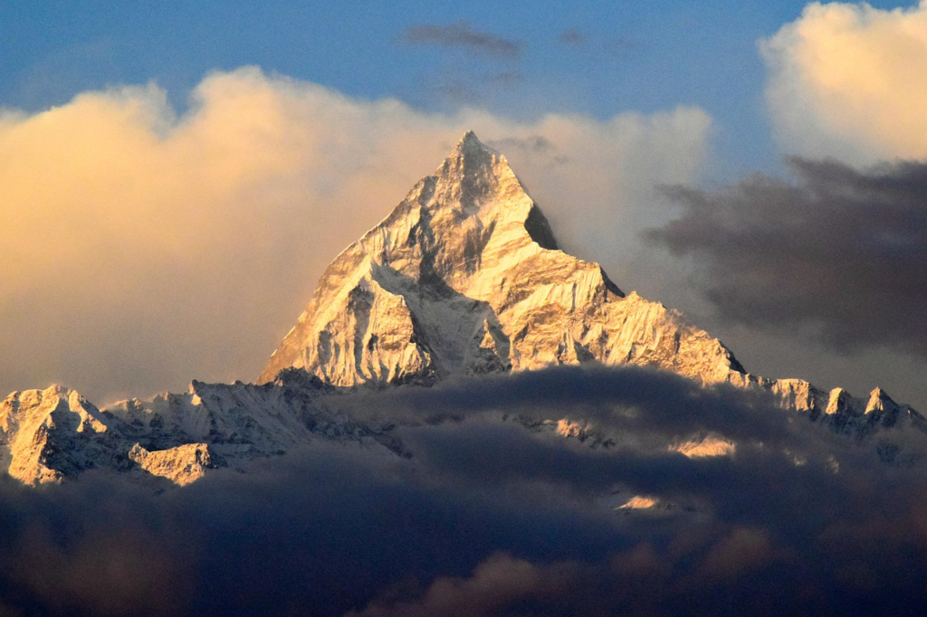 trekking in nepal