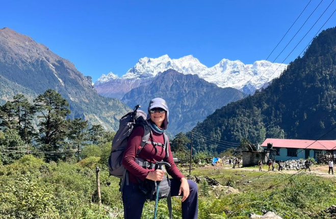 annapurna circuit with tilicho lake trek nepal upper pisang