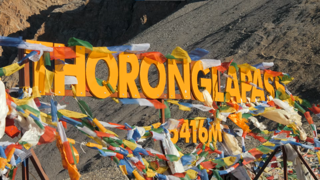 thorong la pass nepal trekking