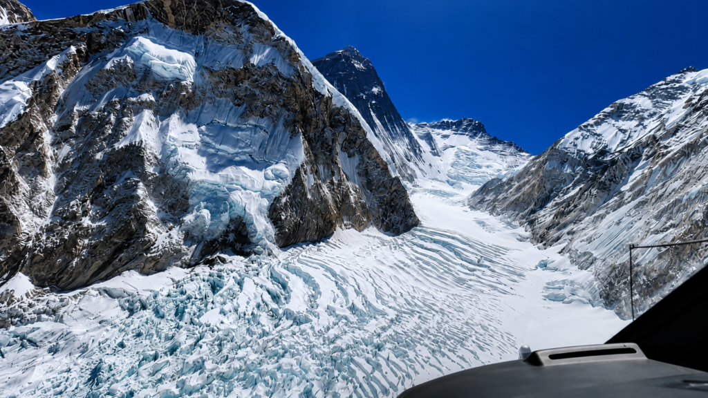 everest helicpter trek luxury