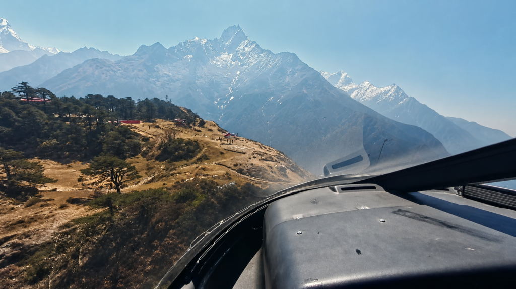 everest helicpter trek luxury