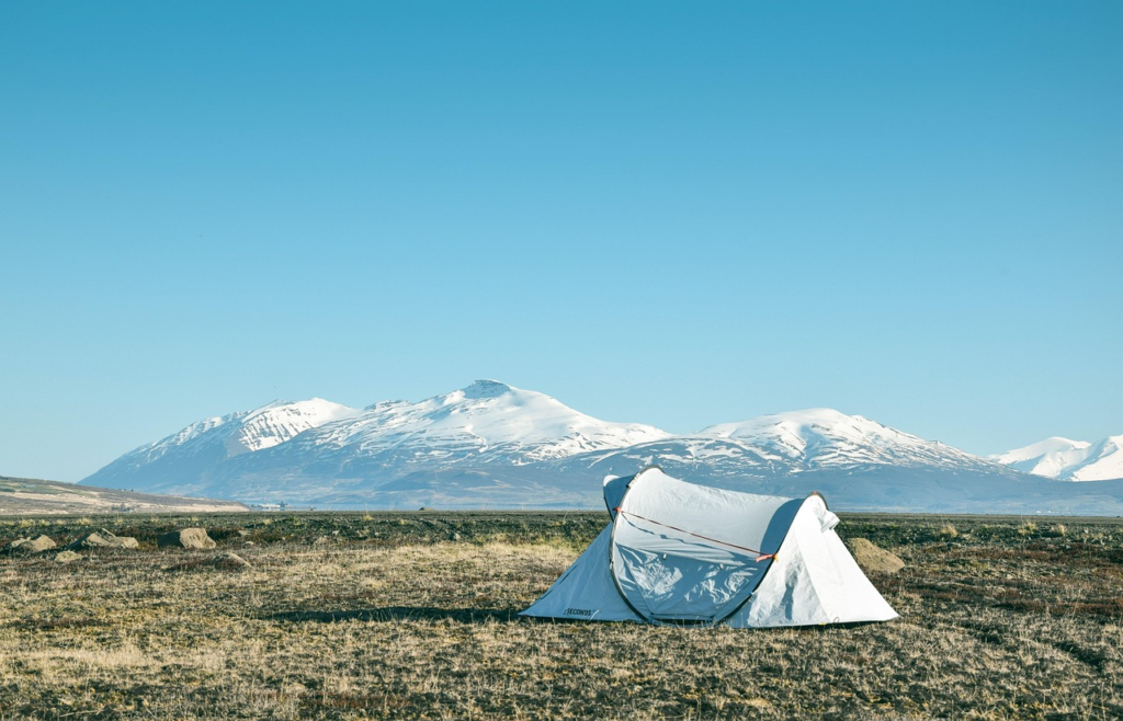 trekking camping image