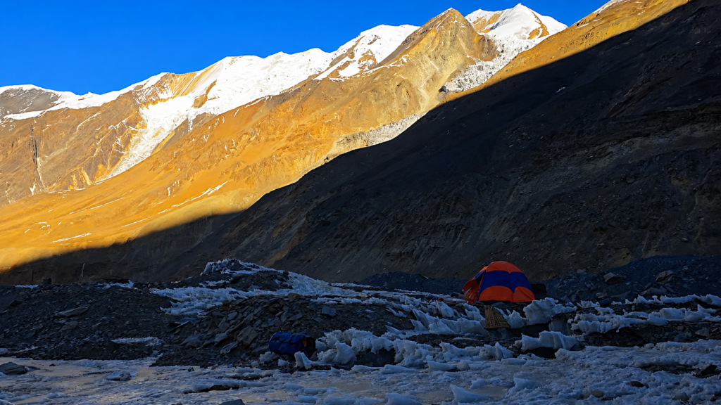 camping trek in nepal