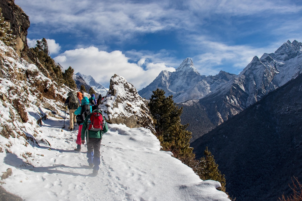short treks in nepal