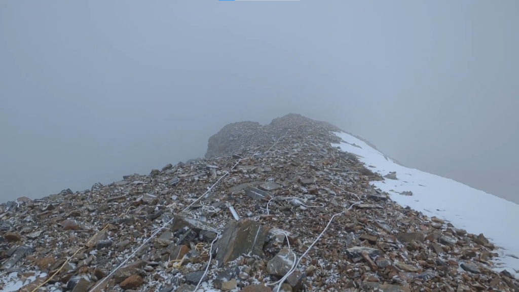 pisang peak climbing