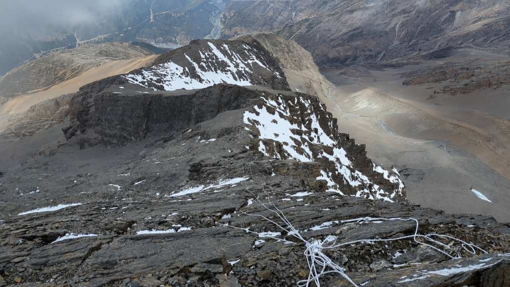 pisang peak climbing